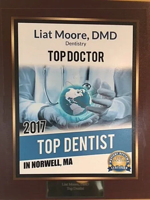 Liat Moore, DMD — Top Doctor 2017, Top Dentist in Norwell, MA