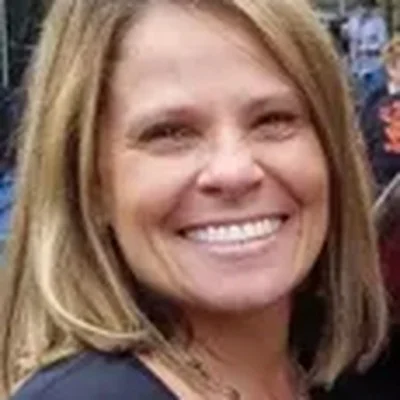 Karen C, Dental Assistant